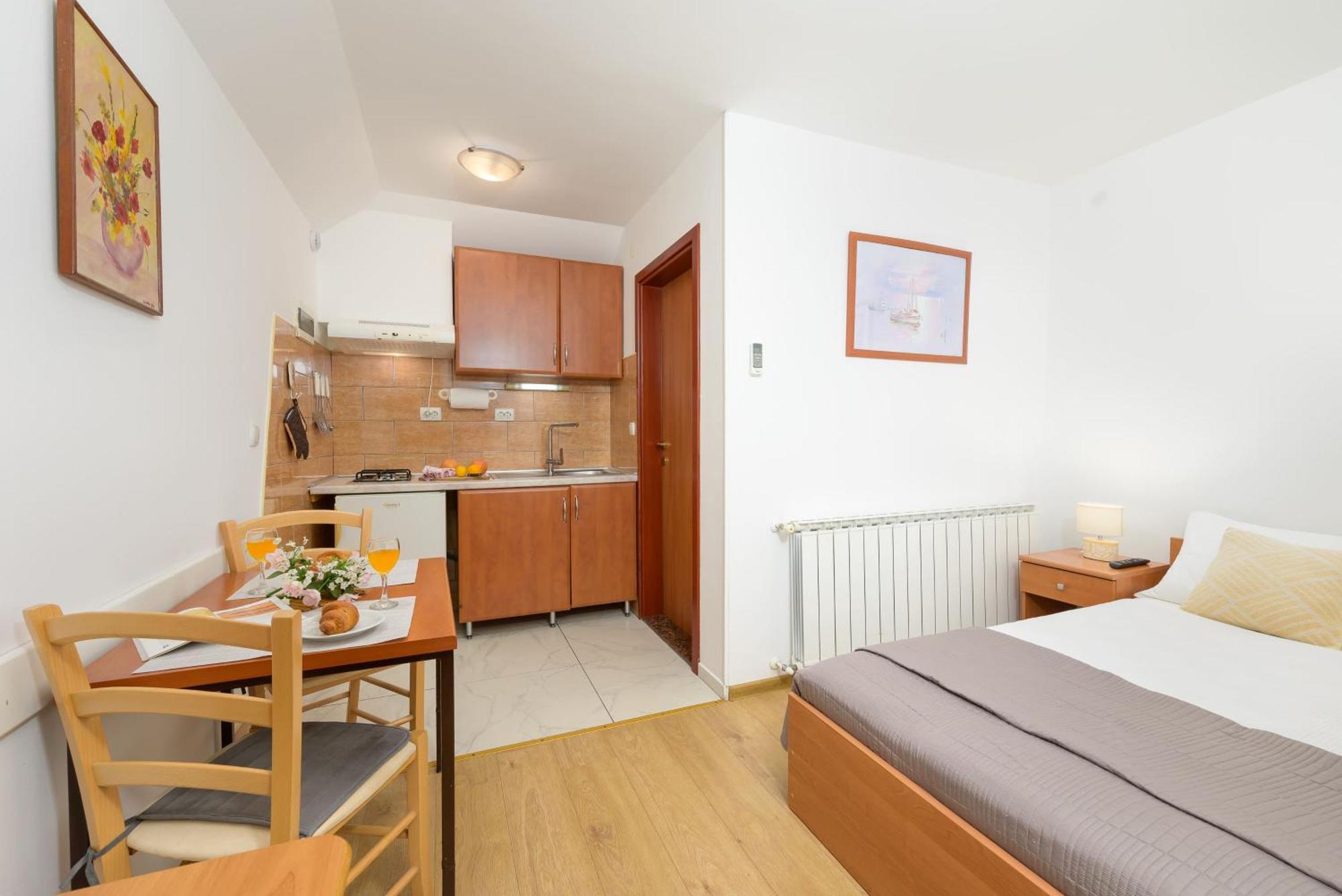 PUY Apartments Silvana 74 מראה חיצוני תמונה